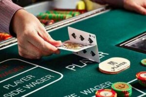 Baccarat có lừa đảo không? Tham gia cùng nhà cái Cwin777